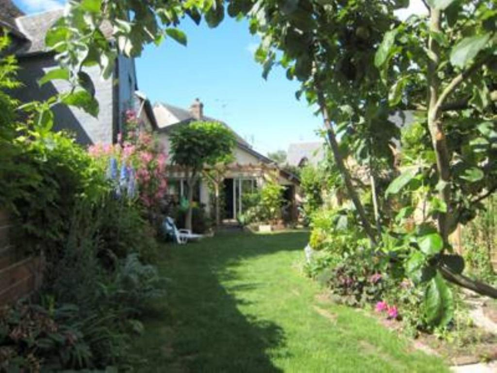 Chambre D'Hotes Rue Des Fougeres Bed & Breakfast Louviers Ngoại thất bức ảnh